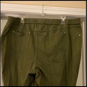 PLUS SIZE  stretch jean 3x Olive green , stretchy jegginga